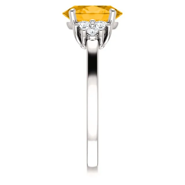 14KT GOLD 1.70 CT CITRINE & 1/4 CTW DIAMOND ACCENT RING
