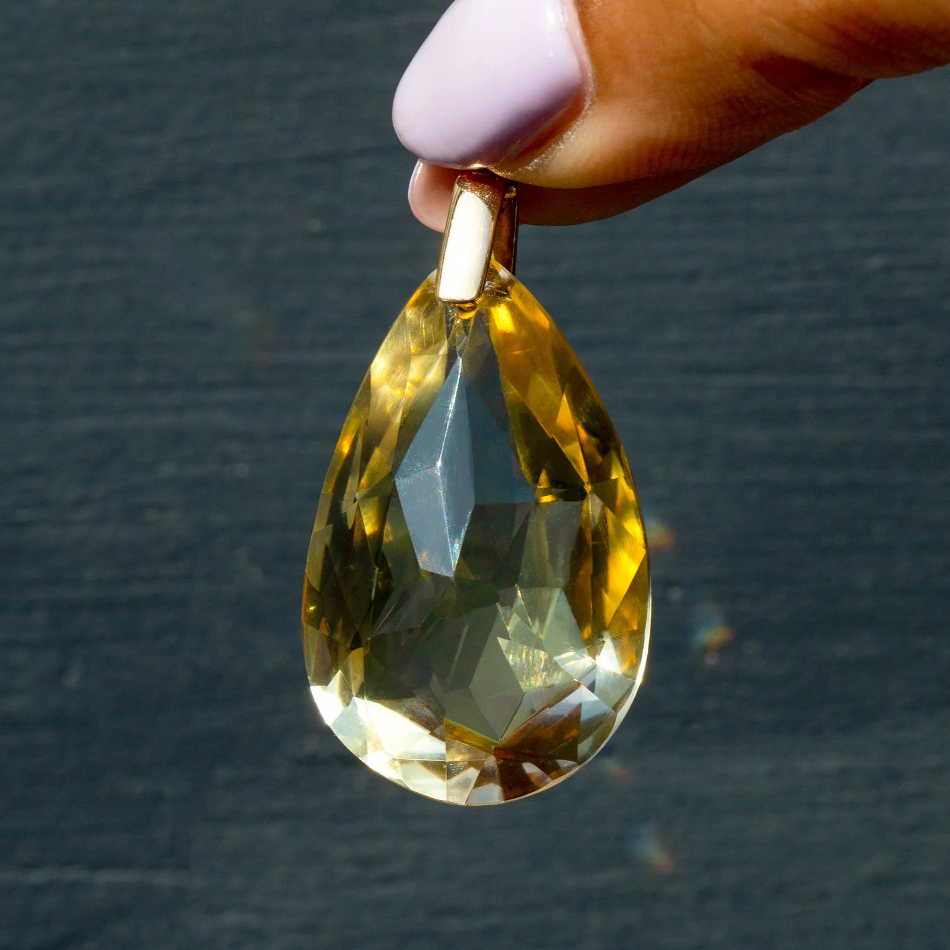 Antique 9ct Gold Citrine Pear Drop Pendant, 40.00ct.