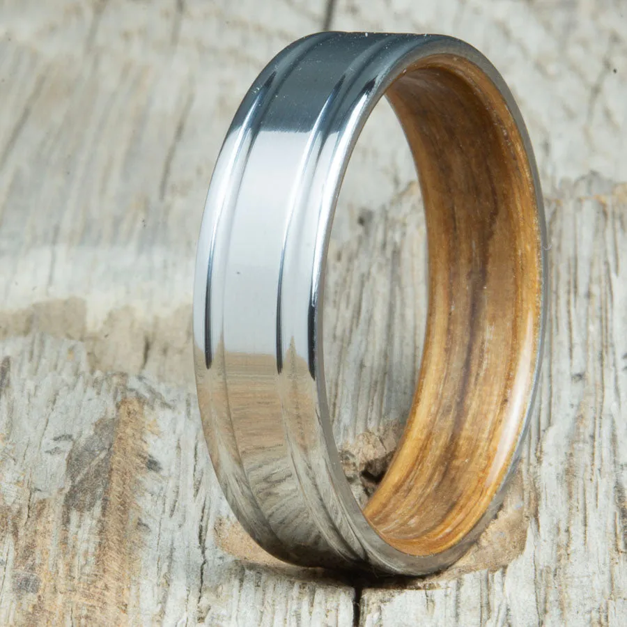Double groove polished titanium Whiskey barrel wood ring