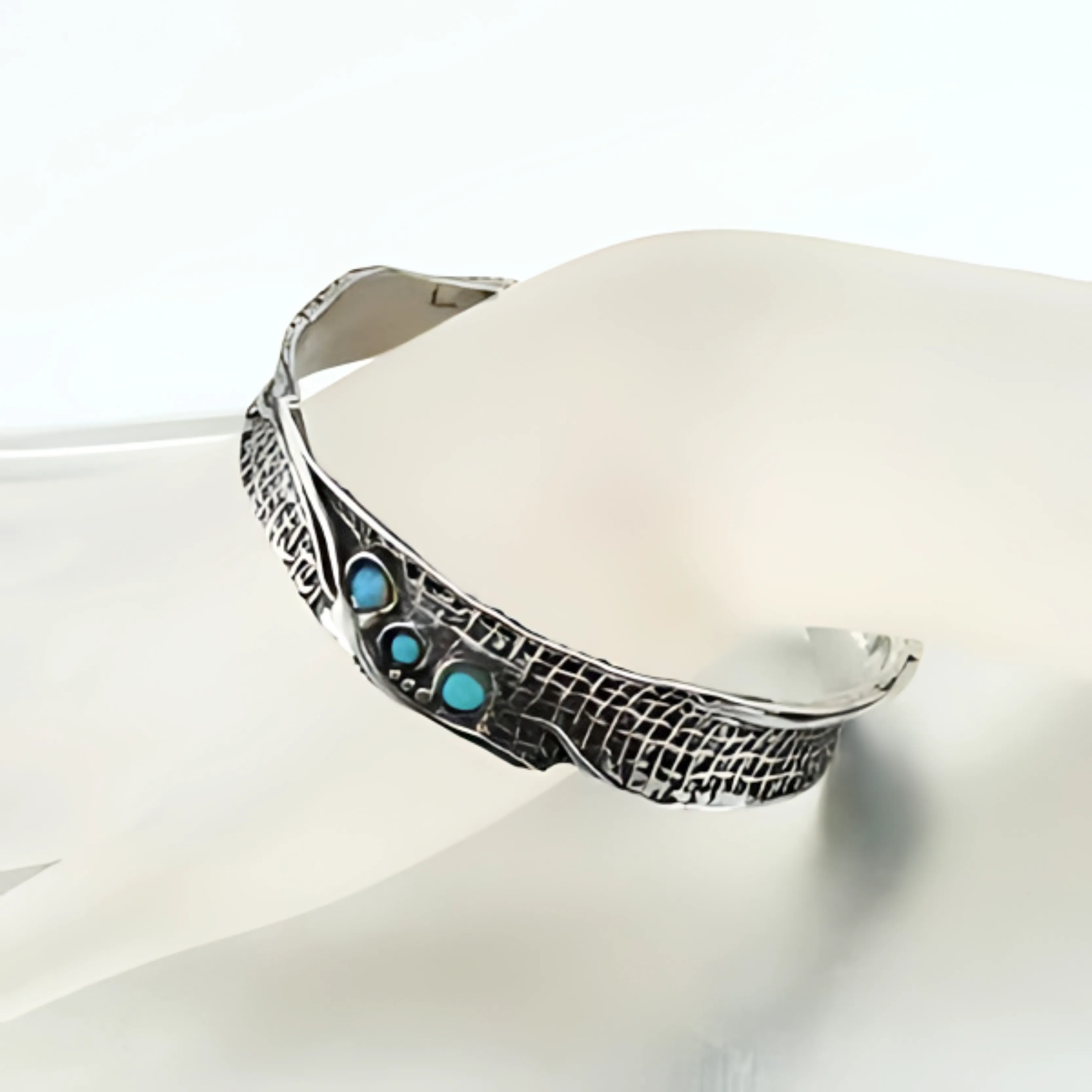 Sterling Silver Bracelet with Natural Turquoise – "Nets" Collection